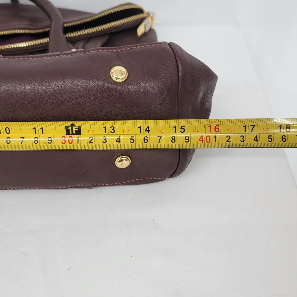 B. Makowsky Burgundy Leather Shoulder Bag Turn Lock Gold Hardware Satchel - Picture 10 of 13